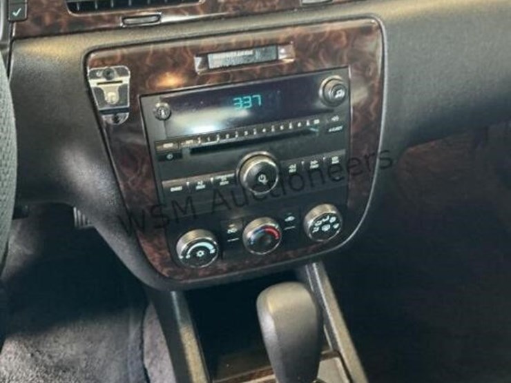 2014-chevrolet-impala-sdn-image-18