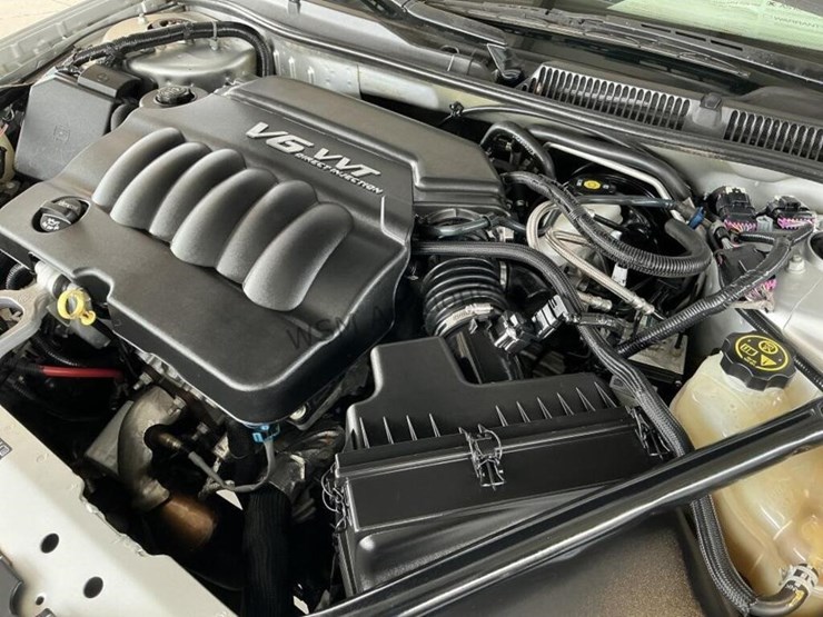 2014-chevrolet-impala-sdn-image-10