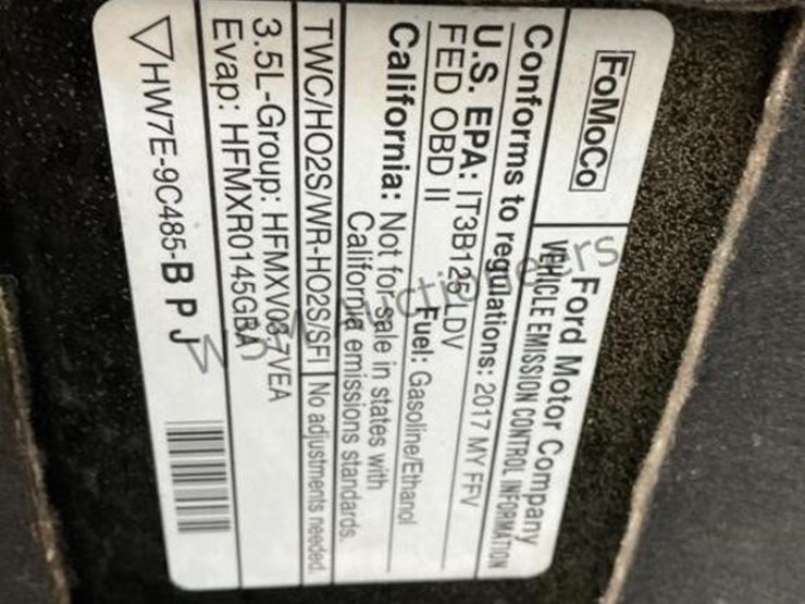 2017-ford-taurus-sdn-image-12