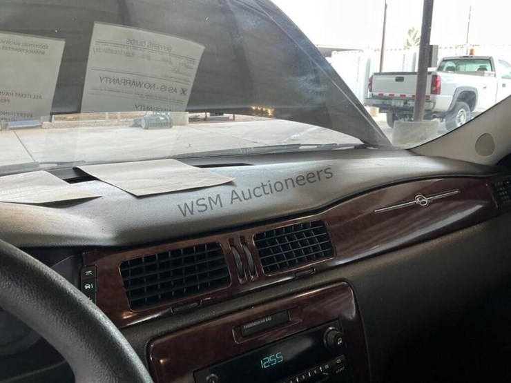 2011-chevrolet-impala-sdn-image-16