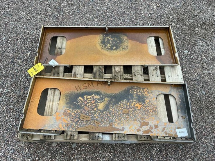 (2)-blank-mounting-plates-for-skid-steer-image-3
